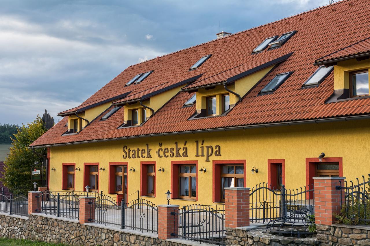 Готель Statek Ceska Lipa Myslovice Клатови Екстер'єр фото